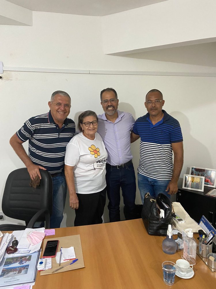 Delegado Jesus Pablo pré candidato a Deputado Estadual  conversou com a Prefeita Nilza da Mata em seu gabinete.