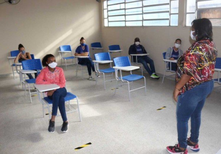 Bahia entre as últimas posições do país nas áreas de educação e segurança pública.
