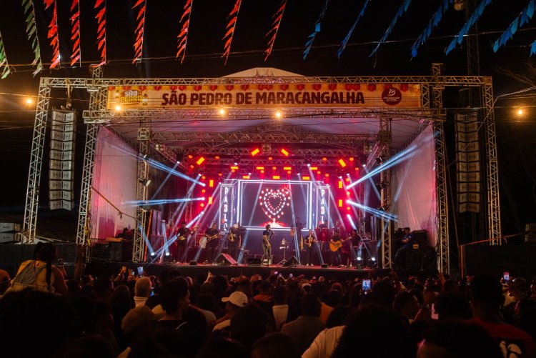 Arrocha e forró marcaram a primeira noite do festejo de Maracangalha. 