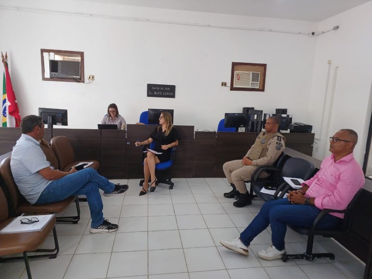 Reunião com PM, MP e Secretarias do Município de alinhamento no combate a poluição sonora.
