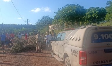 Manifestação pacífica na comunidade de Laranjeiras em São Sebastião do Passé foi mediada pela Polícia Militar com os  manifestantes  e a empresa.